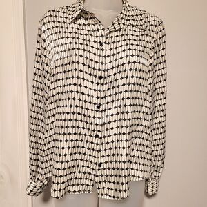 Zara Women's Black and White Geometric  Print Saten Top